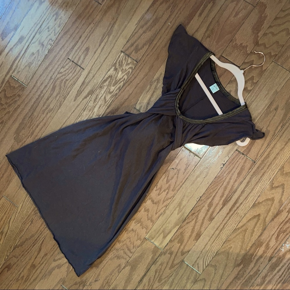 Sexy yet Classic Midi Brown Dress w Bow Accent